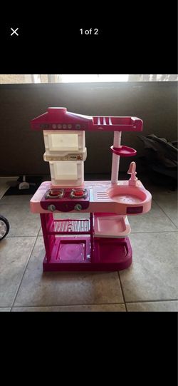 Pink Play Kitchen Set – Great Condition