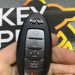 key Infiniti QX80 Fob