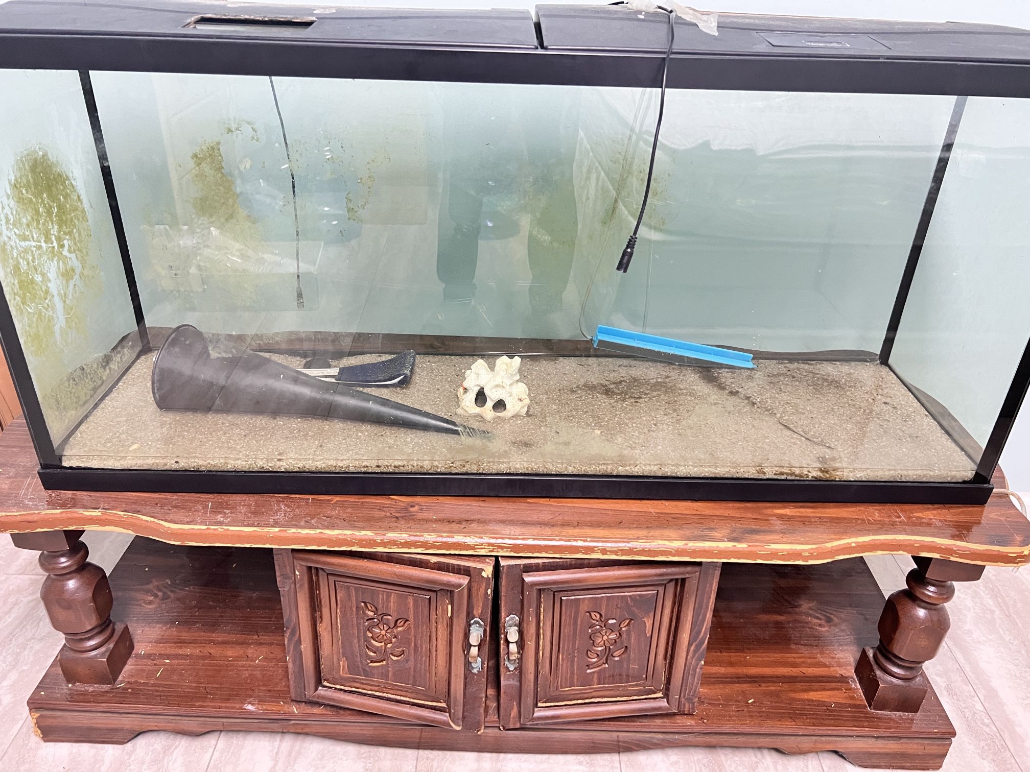 55 Galon Tank Salt/Fresh water and Stand