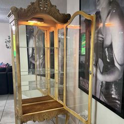Antique Curio Cabinet With Glass Shelves & Light 71.5”H25”Lx13”W