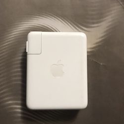 Apple 140W Adapter 
