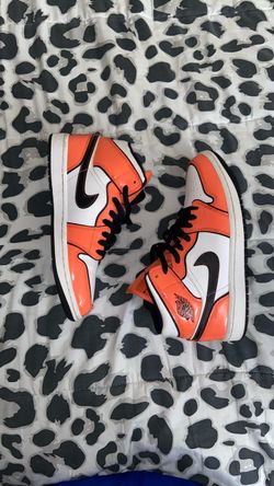 Size 8.5 men Jordan 1s