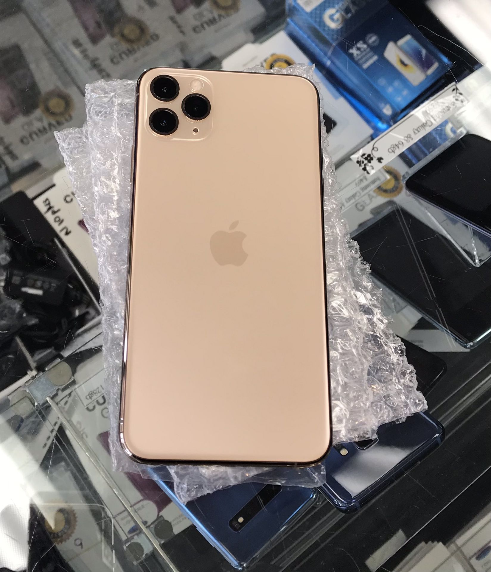 iPhone 11 Pro Max 64GB Unlocked Excellent Condition