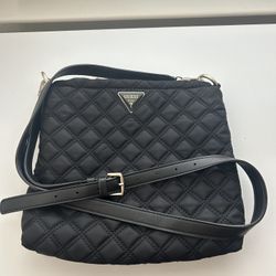 GUESS Bag Black Crossbody/Shoulder Strap