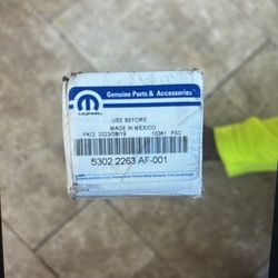 Engine camshaft original mopar part