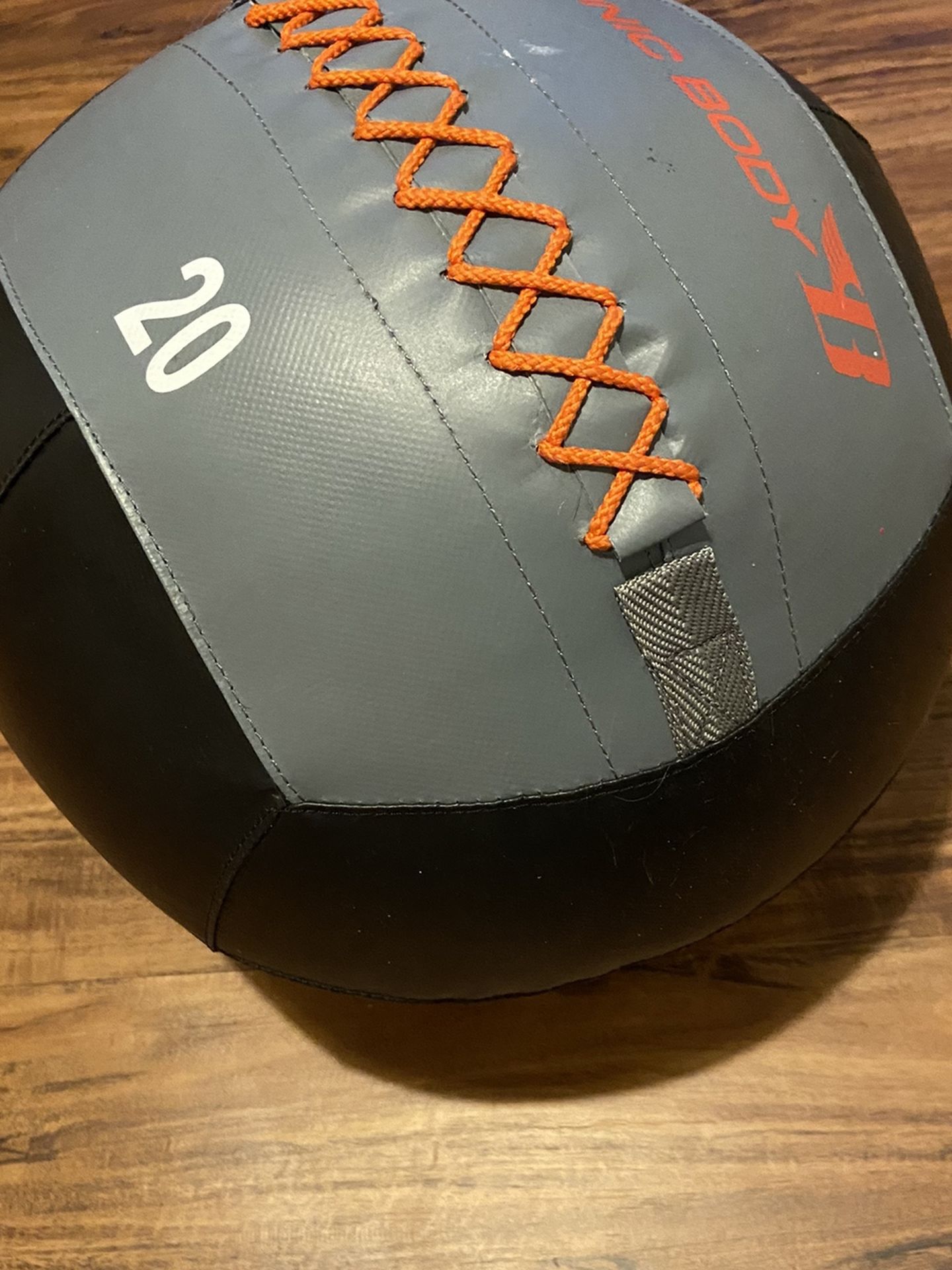 Medicine Ball 20lb