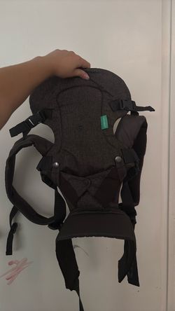 Infantino infant carrier
