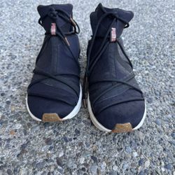 Puma Woman Shoes