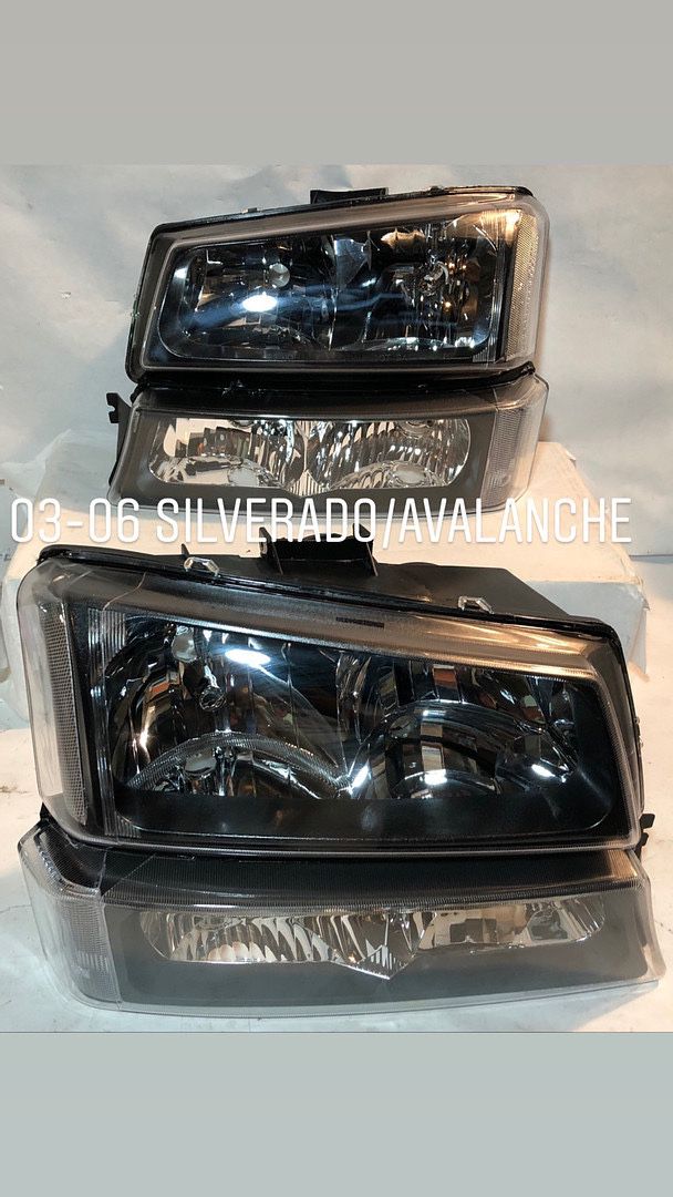 Headlights / Farros 03-06 CHEVY SILV 2500hd 3500 03-06 AVALACHE 1500 03-04 Silverado 2500