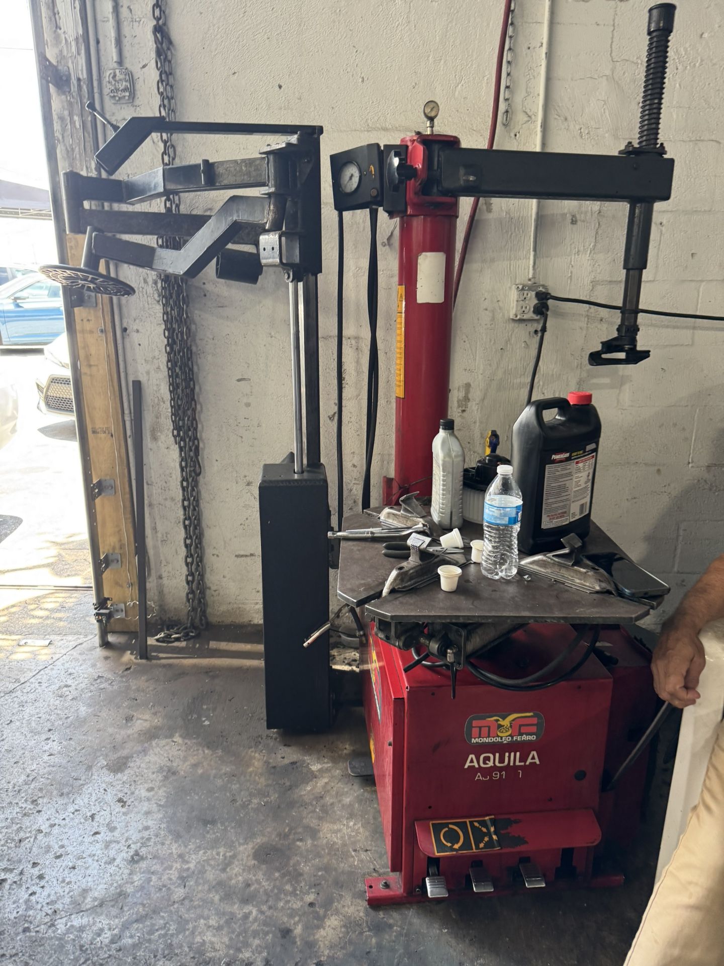 Tire Changer