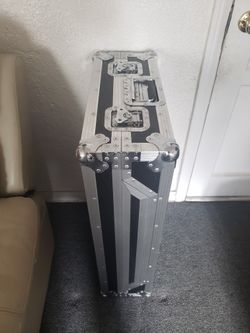 DJ. NUMARK FLYTH CONTROLLER CASE
