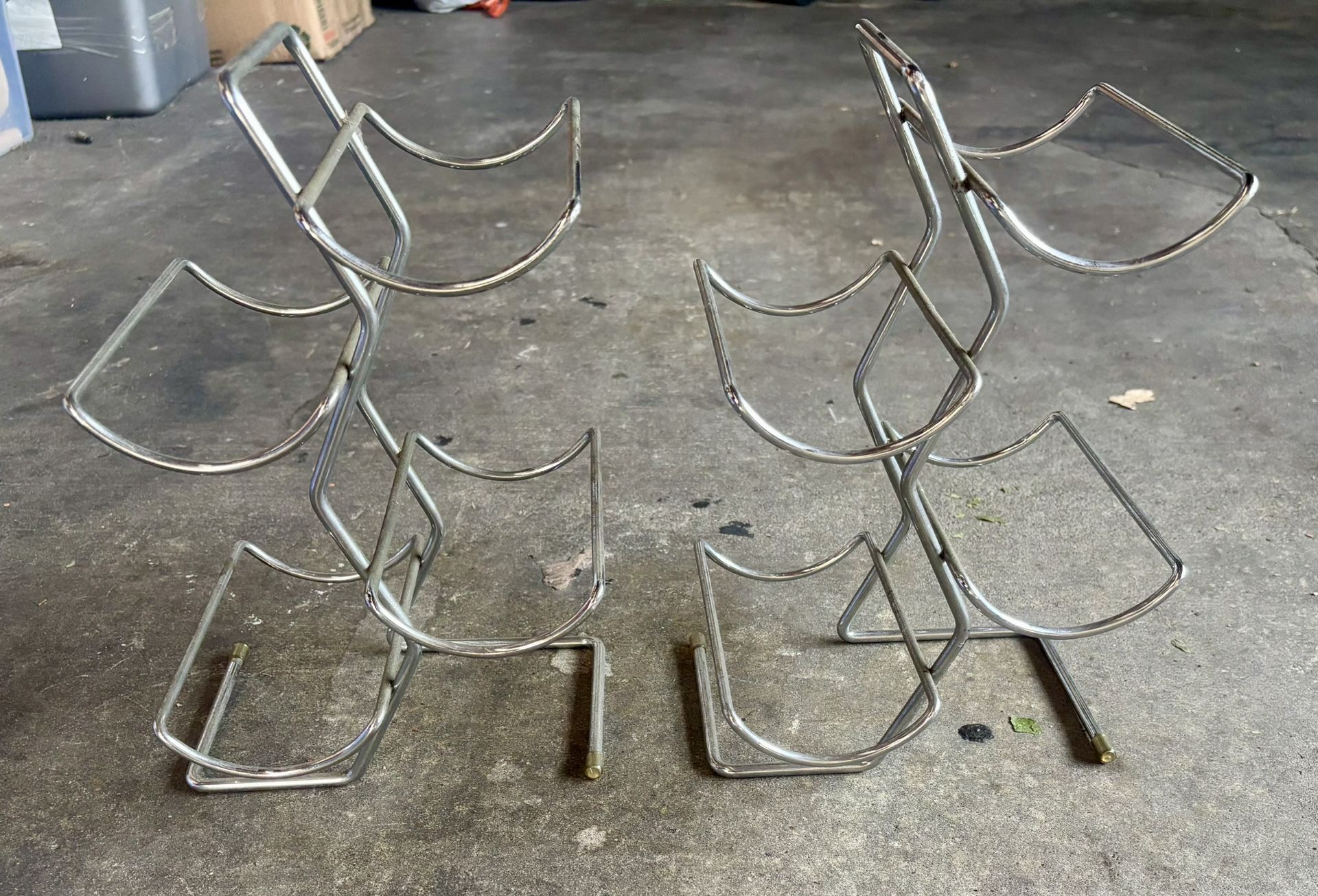 2 Wine Racks