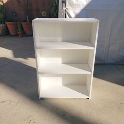 Bookshelf 