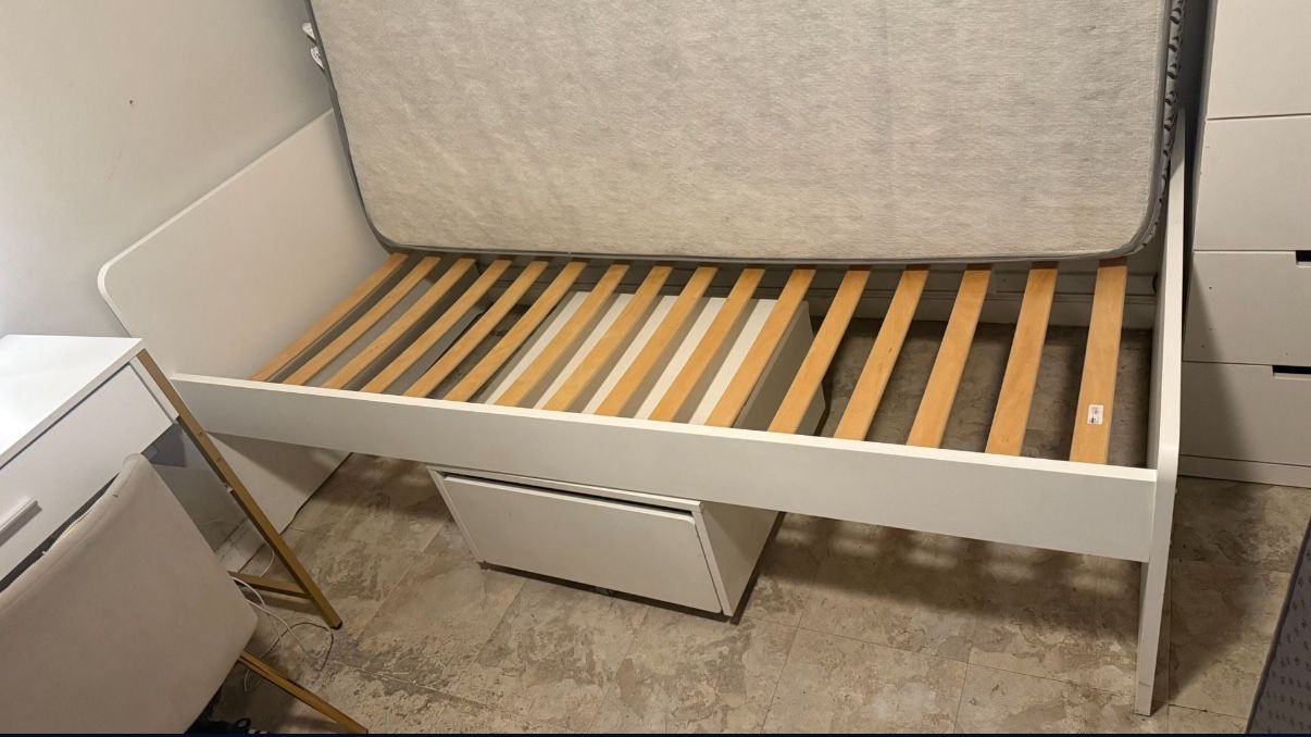 SLAKT IKEA Bed Twin 