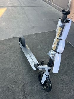 Mongoose Force Folding Kick Scooter