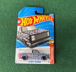 Hot wheels 83 Silverado