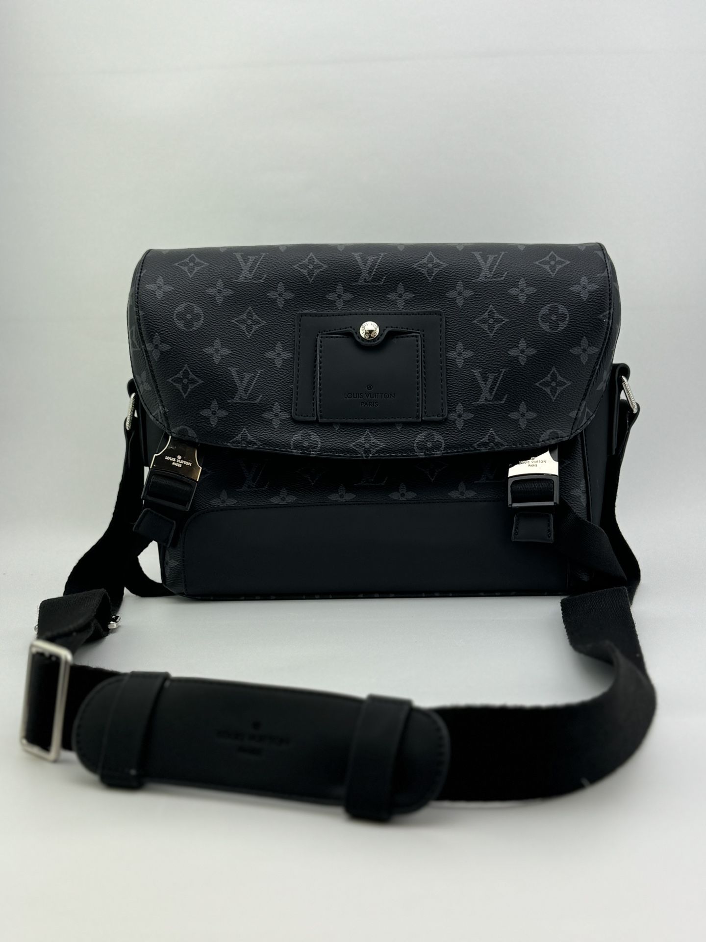 Messenger Bag