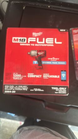 Milwaukee M18 Fuel W/One key 3/4 High Torque Impact Wrench W/ Friction Ring