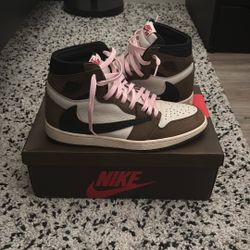 Air Jordan 1 High OG TS SP Size 10.5