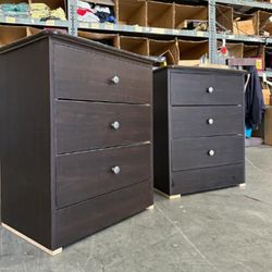 Set Available New $199