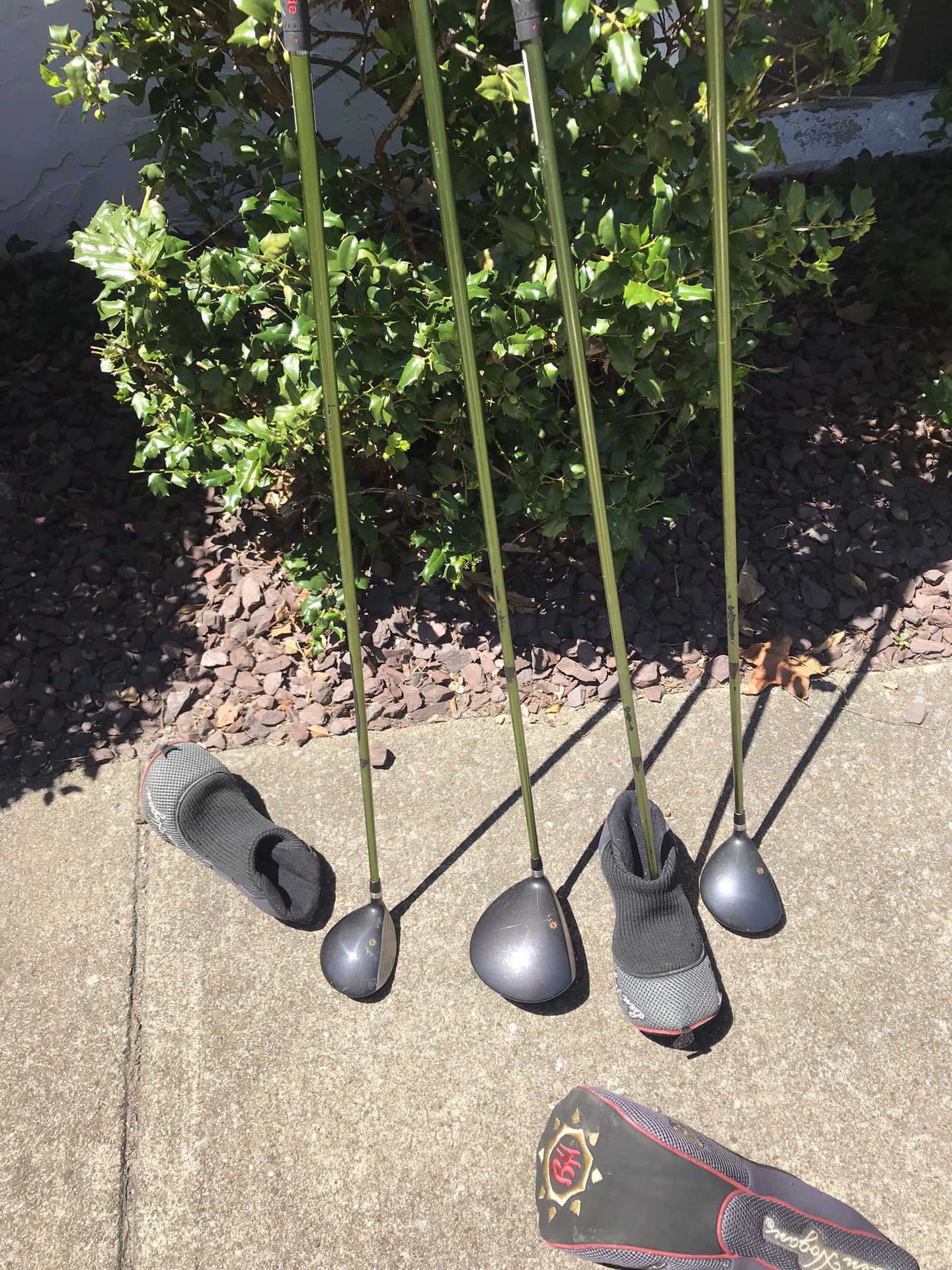 MacGregor golf clubs