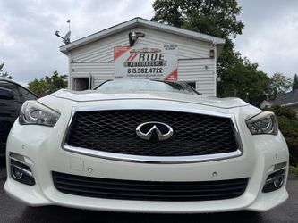 2015 Infiniti Q50