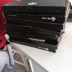 8 Unopened Hunt A killer Mystery Boxes