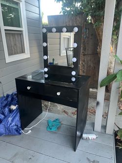 Dresser / Vanity / whatever it is