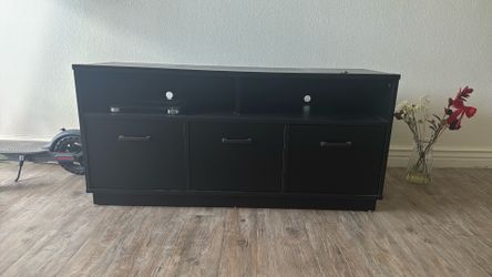 TV table