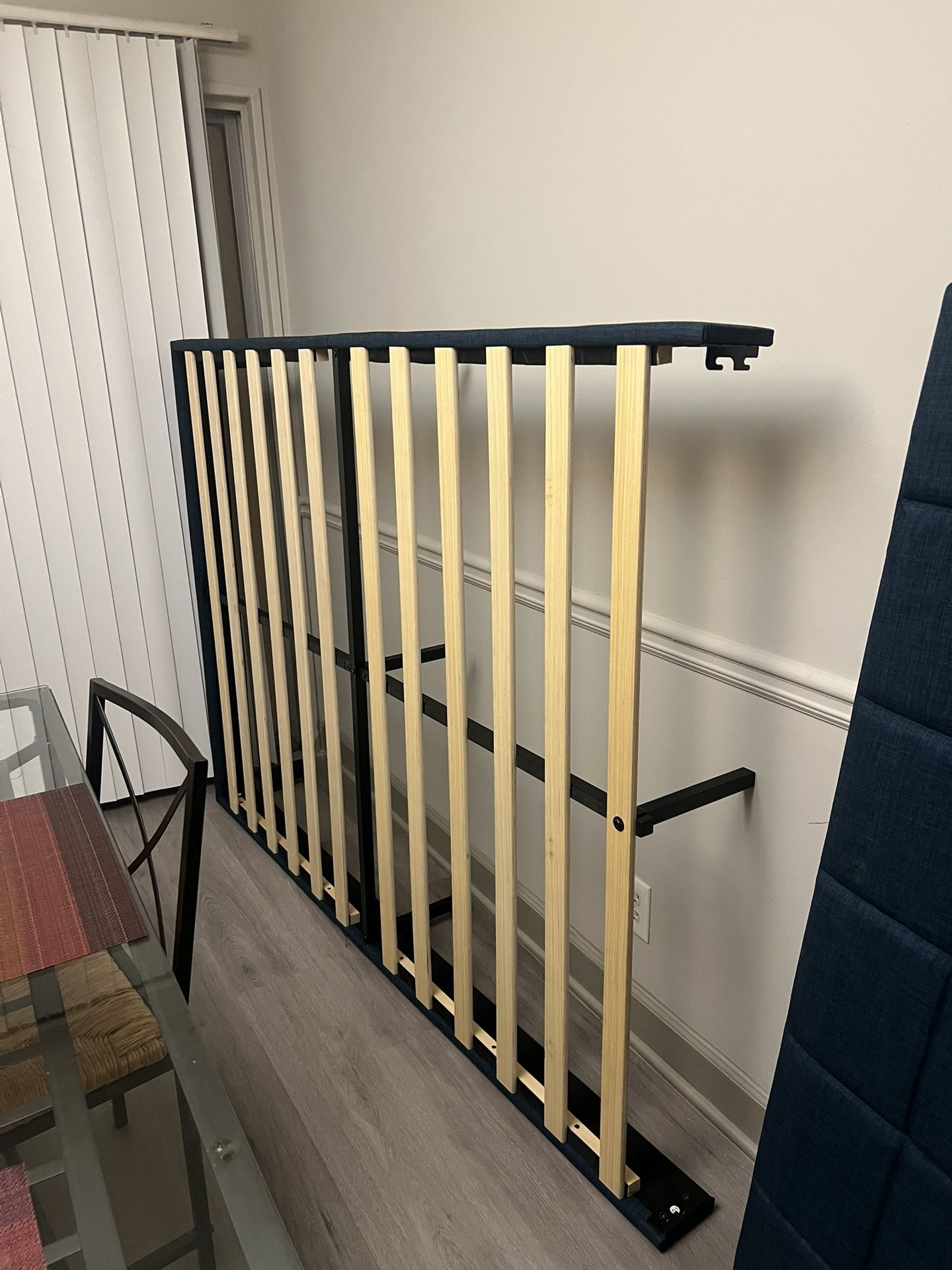 FULL SIZE PLATFORM BED FRAME $150