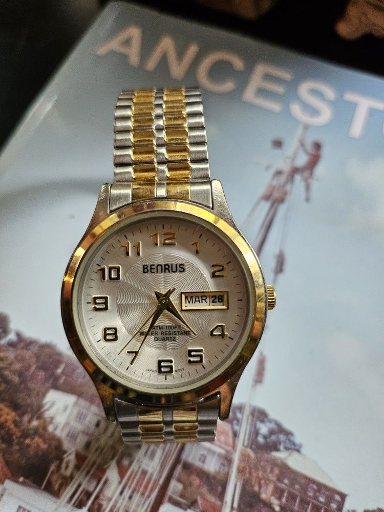 Antique Benrus Watch Perfect Conditon