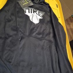 New Nike Boys Large Hoodie