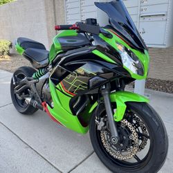 2016 Kawasaki NINJA 650 Sportbike 
