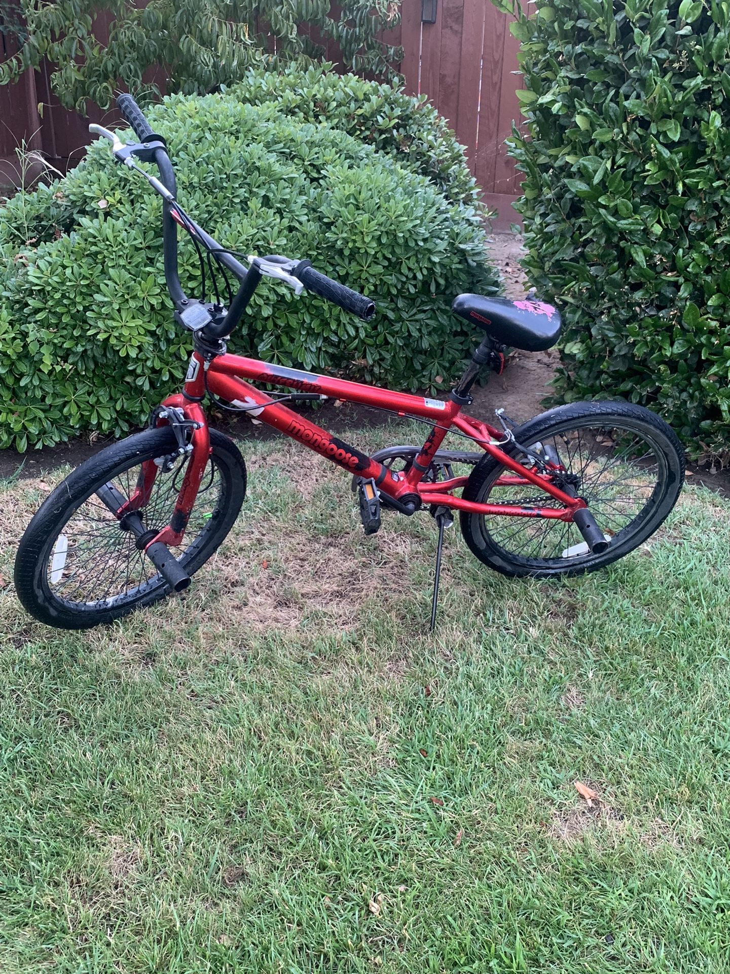 Mongoose Outer Limit BMX Bike 20”