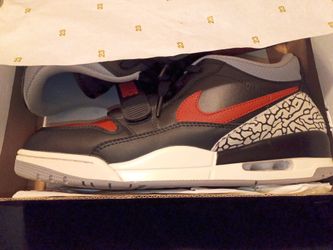 Jordan legacy low 312