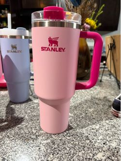 Stanley tumbler 40oz and 30oz