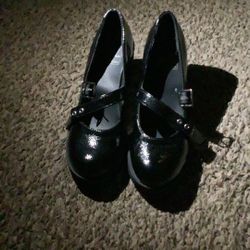 Size Is 5.5, 1 Pair Of High Heels Shoes.