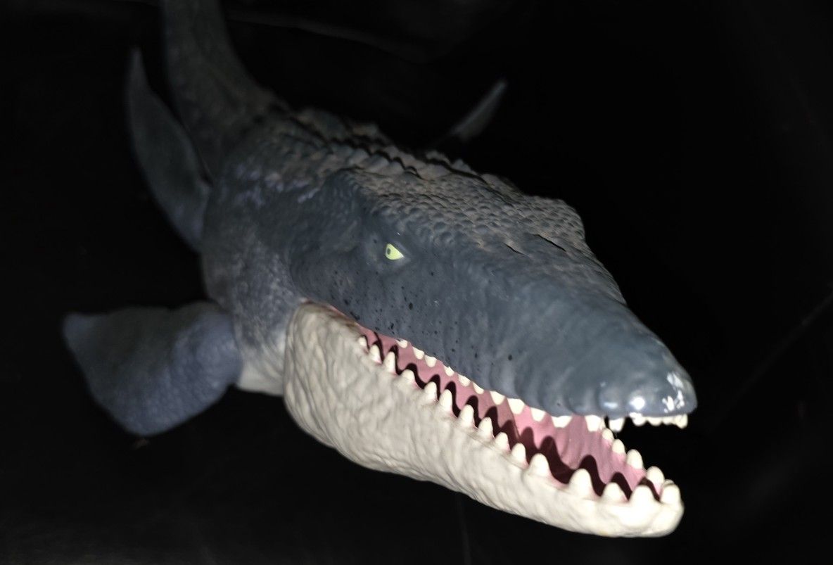 Jurassic World Mosasaurus Dinosaur 2017