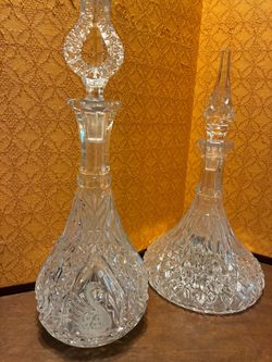 Swan Cut Crystal Glass German Decanter with Stoppers – Set of 2