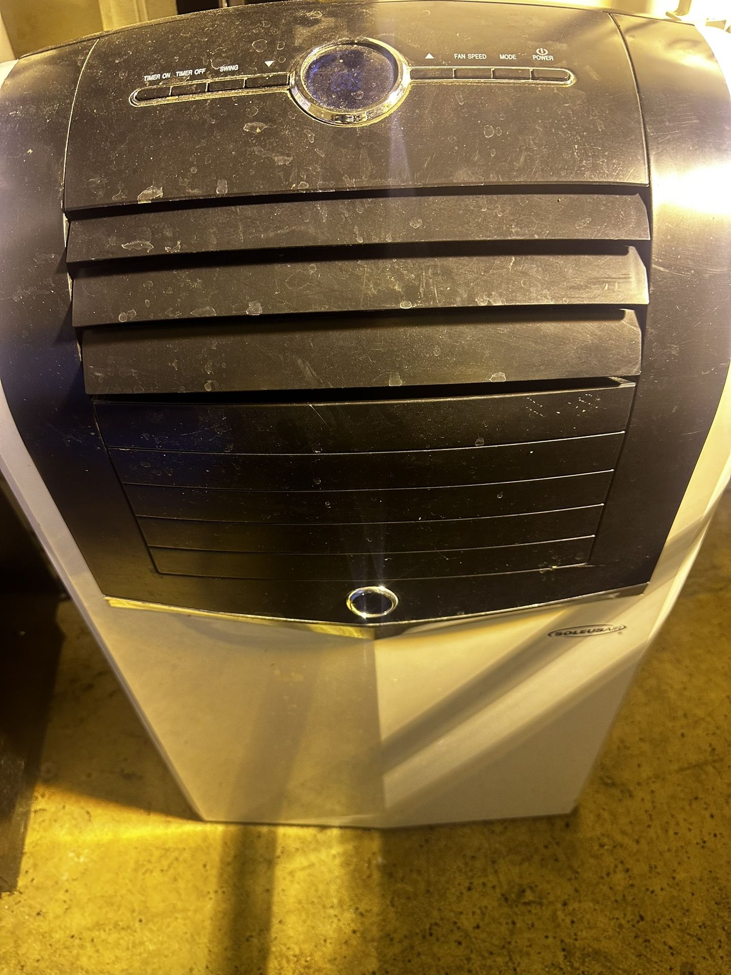 Soleus AC Unit Portable W Remote