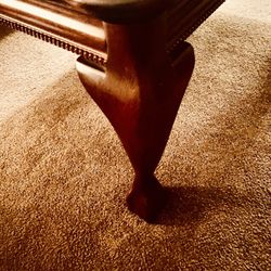 Exquisite Coffee Table & 2 End Tables 