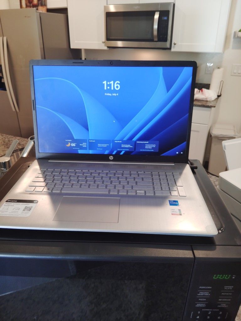 HP Laptop Computer Good Condition