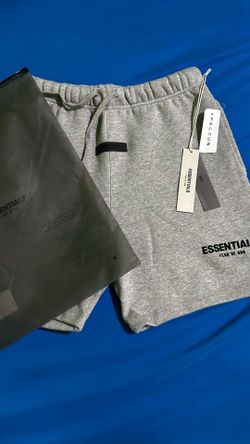 Essentials shorts ‼️