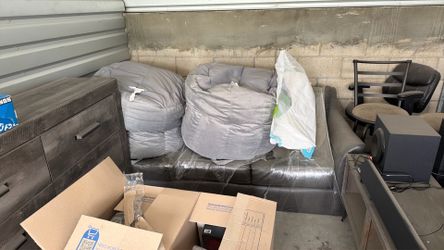 Storage unit clearance sale
