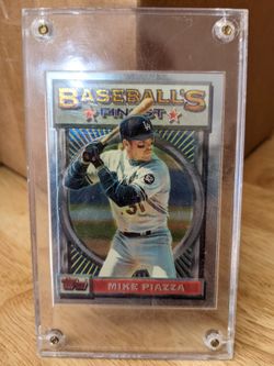 1993 TOPPS FINEST REFRACTOR #199 MIKE PIAZZA CENTERED DODGERS