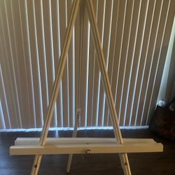Easel 