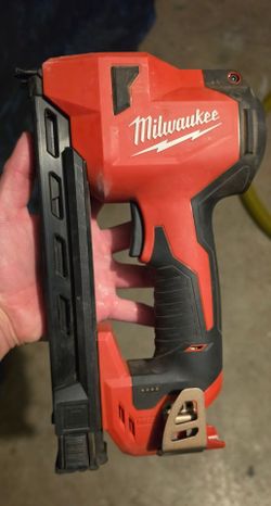 Milwaukee Romex Stapler