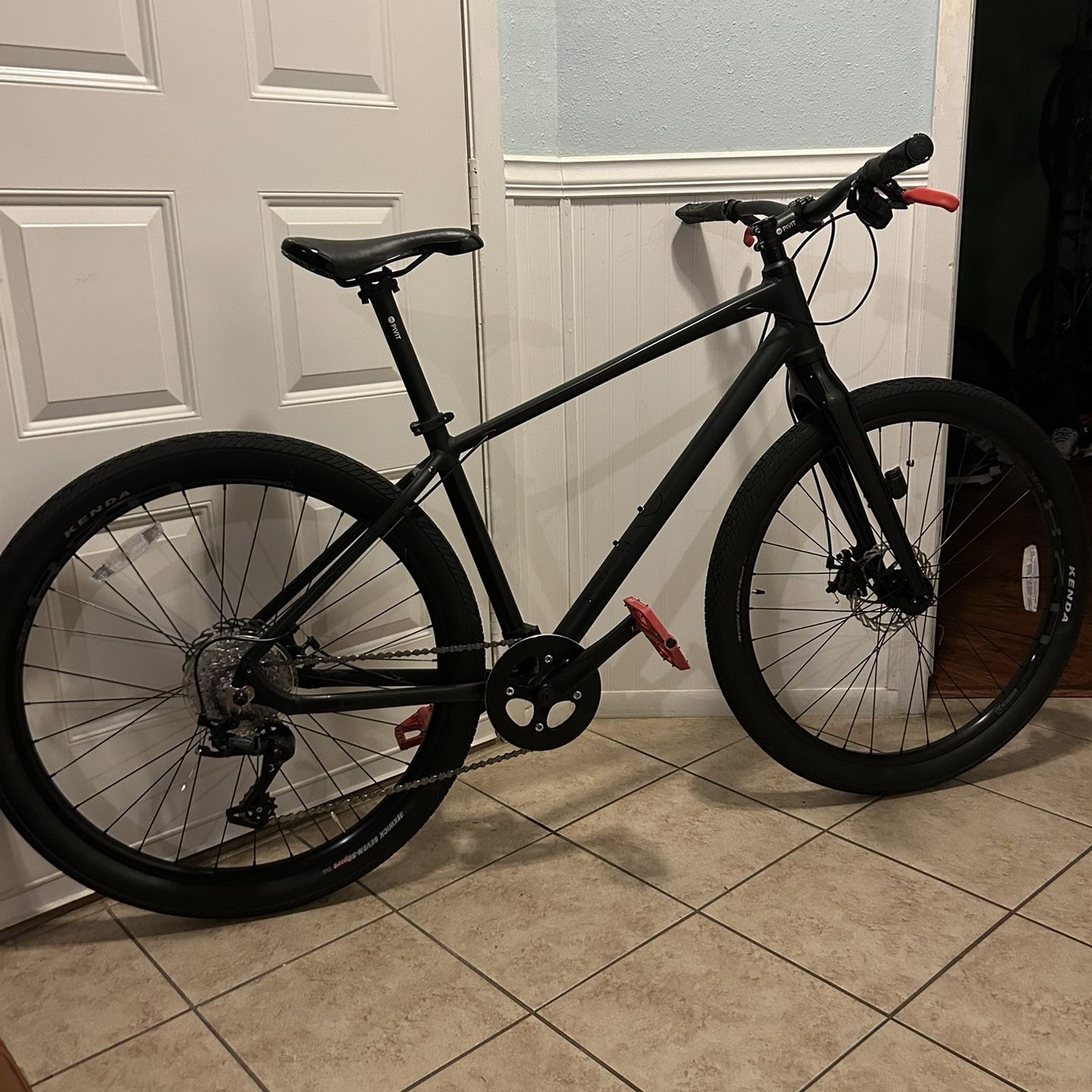 Haro Beasley 27.5 Gravel Bike for Sale in San Antonio TX OfferUp