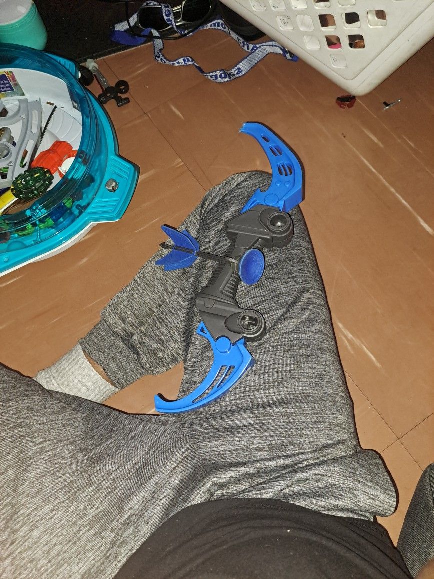 Toy bow