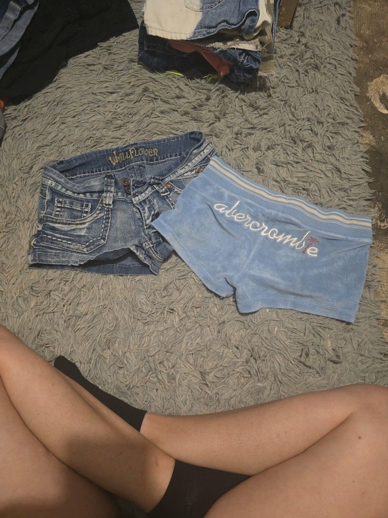 Woman's Shorts